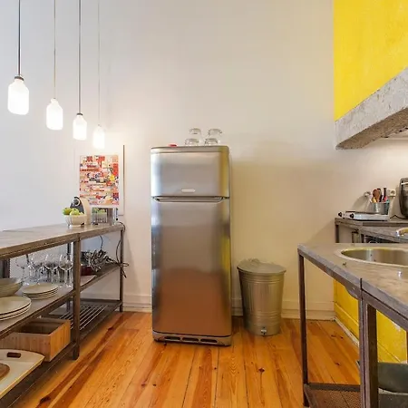 Your In Lisbon, Baixa